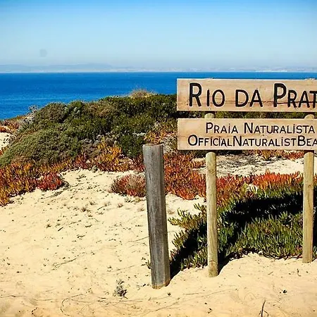 Moradia No Meco Villa