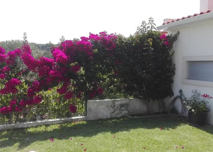 Moradia No Meco Villa *